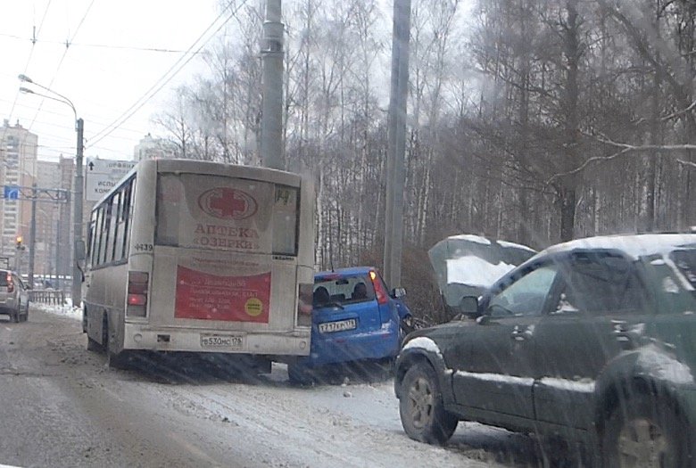 ДТП на проспекте Испытателей