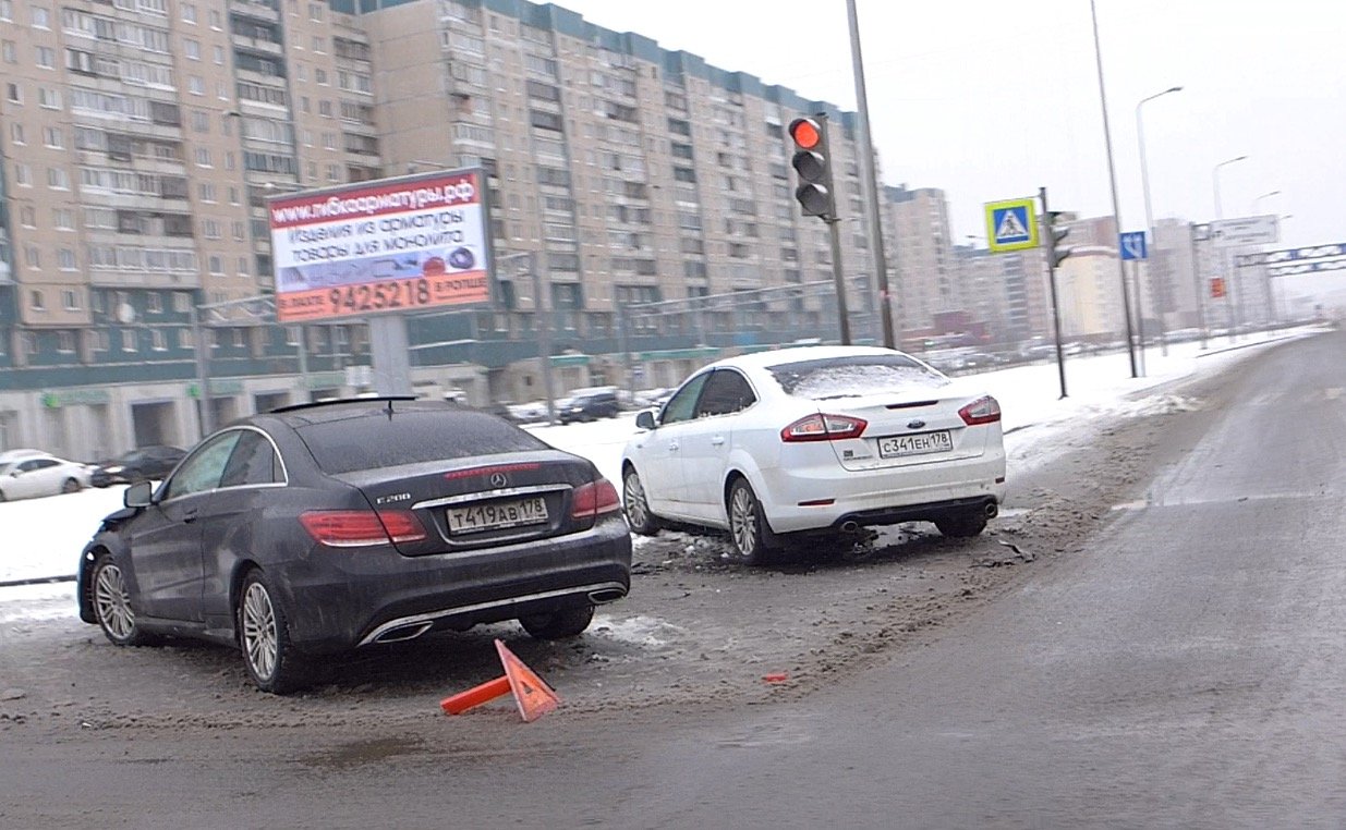 ДТП на Планерной улице