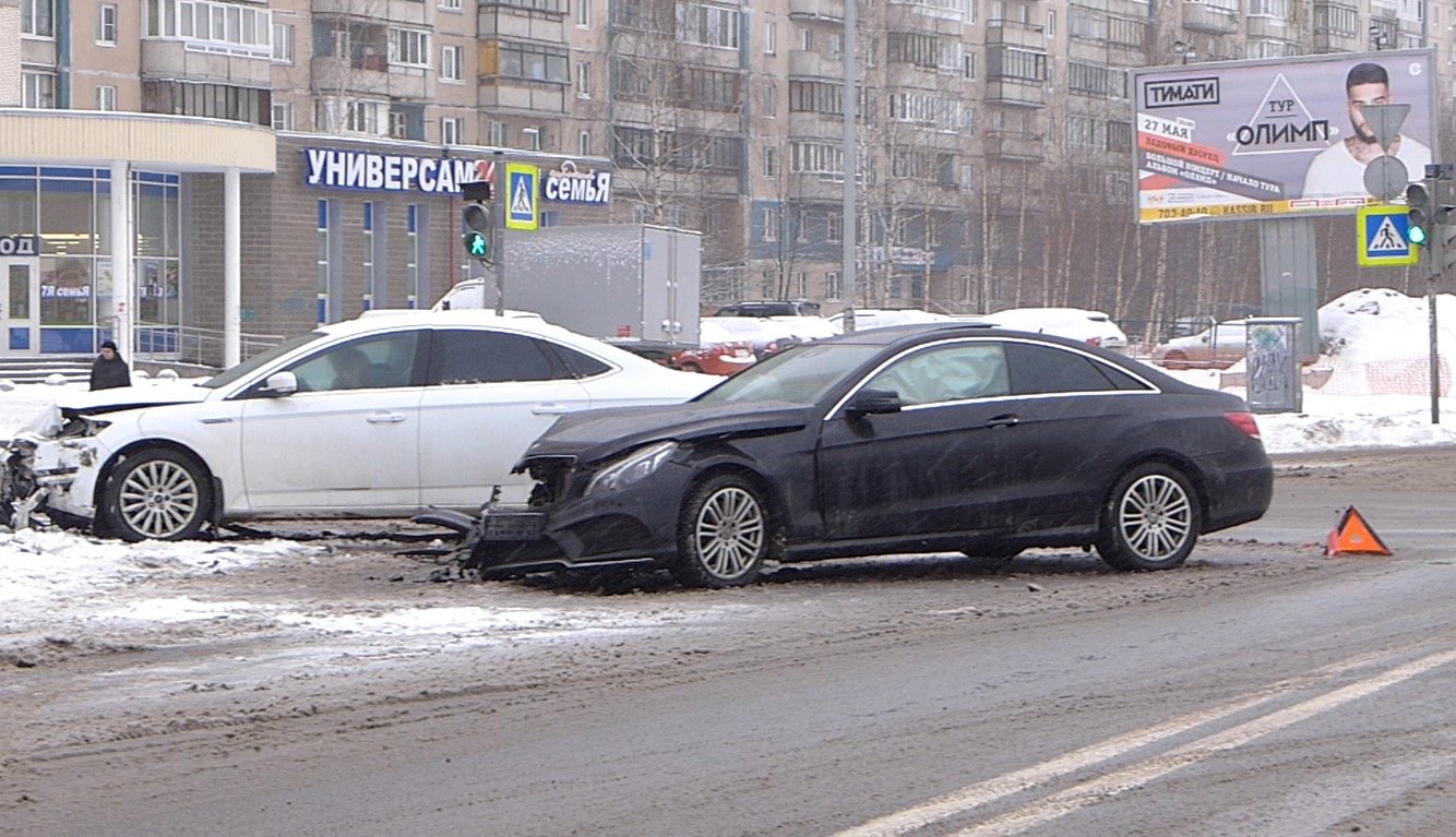 ДТП на Планерной улице