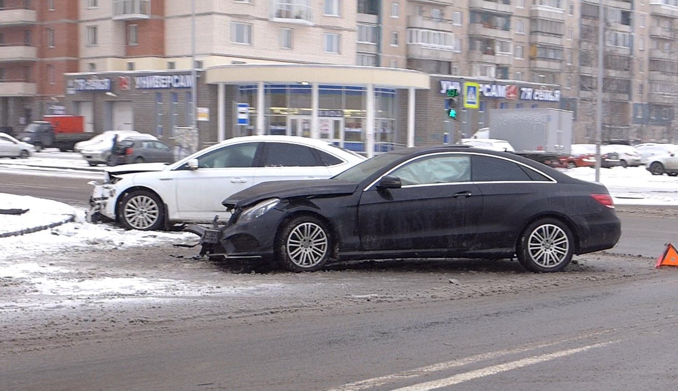 ДТП на Планерной улице
