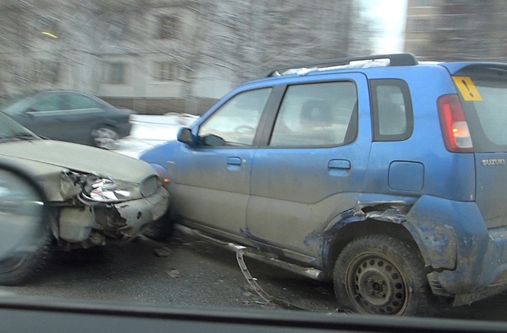 ДТП на улице Жени Егоровой