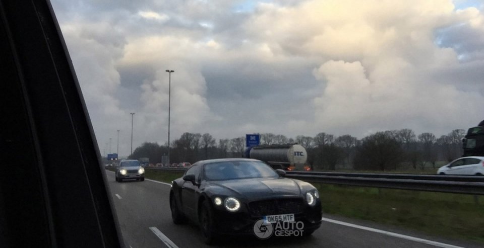 Bentley Continental GT 2017 в серийном кузове замечен на тестах в Нидерландах (1).jpg