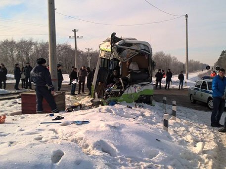 Под Ижевском при столкновении автобуса и поезда погибла кондуктор Под Ижевском при столкновении автобуса и поезда погибла кондуктор (4).jpg