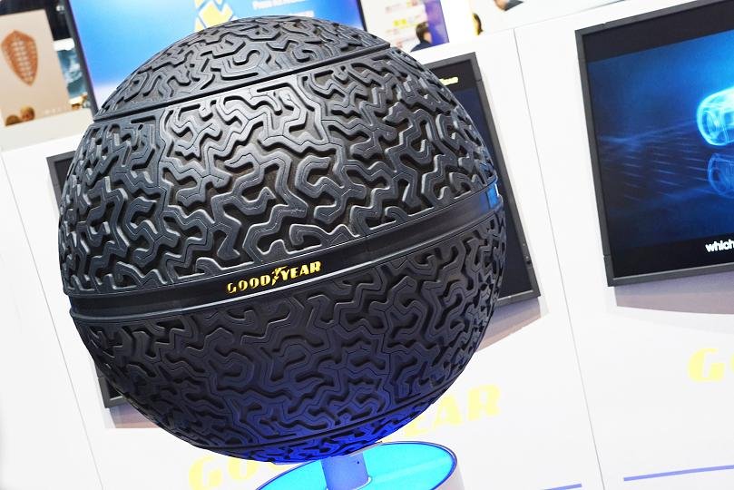Goodyear представили концепт сферической шины 1.jpg