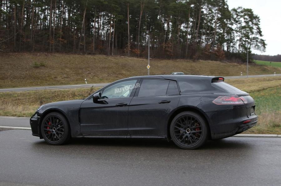 На тестах замечен новый универсал Porsche Panamera 2.jpg