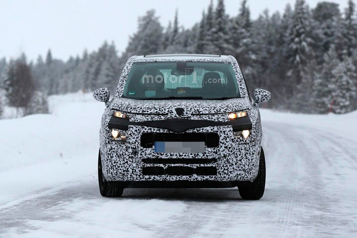 Citroen приступил к испытаниям нового поколения C3 Picasso (2).jpg