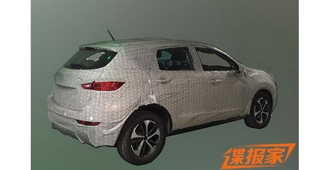 Dongfeng готовит новый кроссовер AX5 (1).jpg