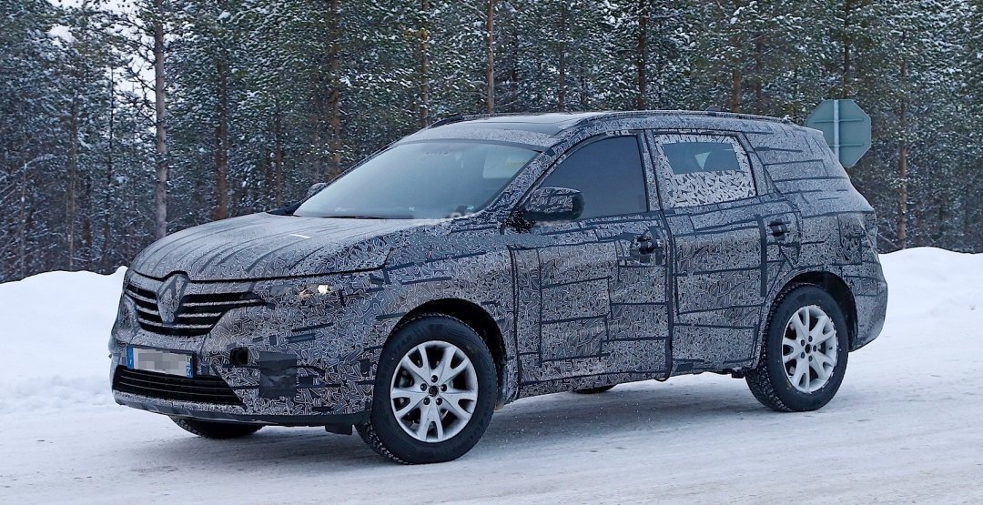 Кроссовер Renault Maxthon проходит испытания в Швеции (1).jpg