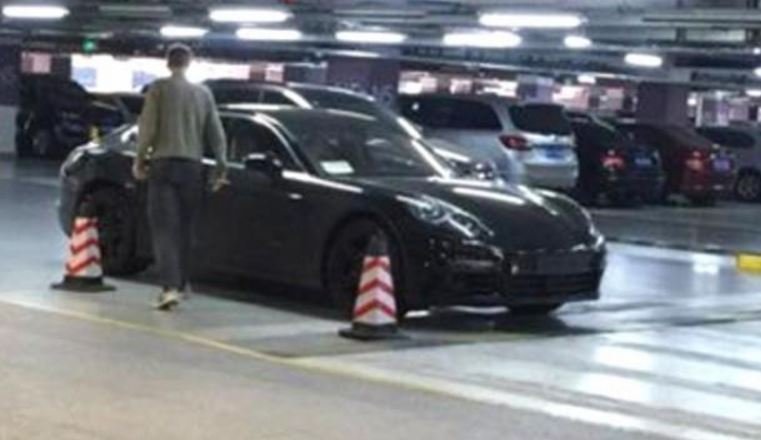 В Китае был замечен Porsche Panamera 2017 (5).jpg