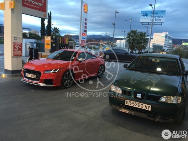 Появились первые изображения новых спорткаров Audi TT (3).jpg