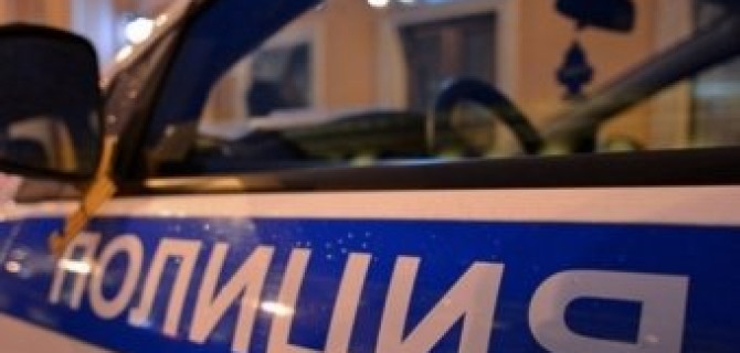 Mercedes врезался в полицейскую машину в Мытищах
