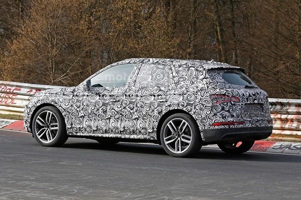 Audi Q5 тестируют на трассе Нюрбургринга (3).jpg