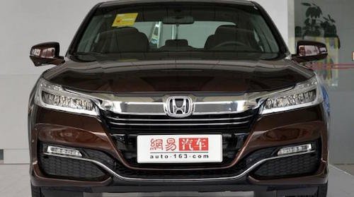 На авторынке Китая появилась обновленная версия Honda Accord (2).jpg