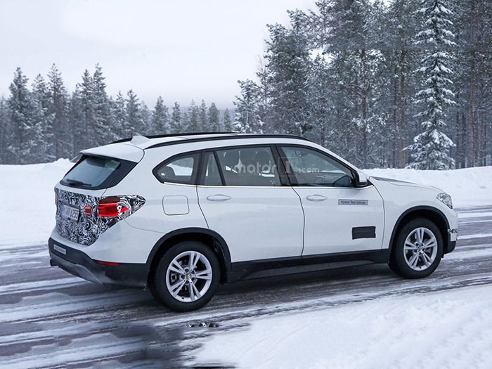 Гибридный BMW X1 проходит тесты (1).jpg