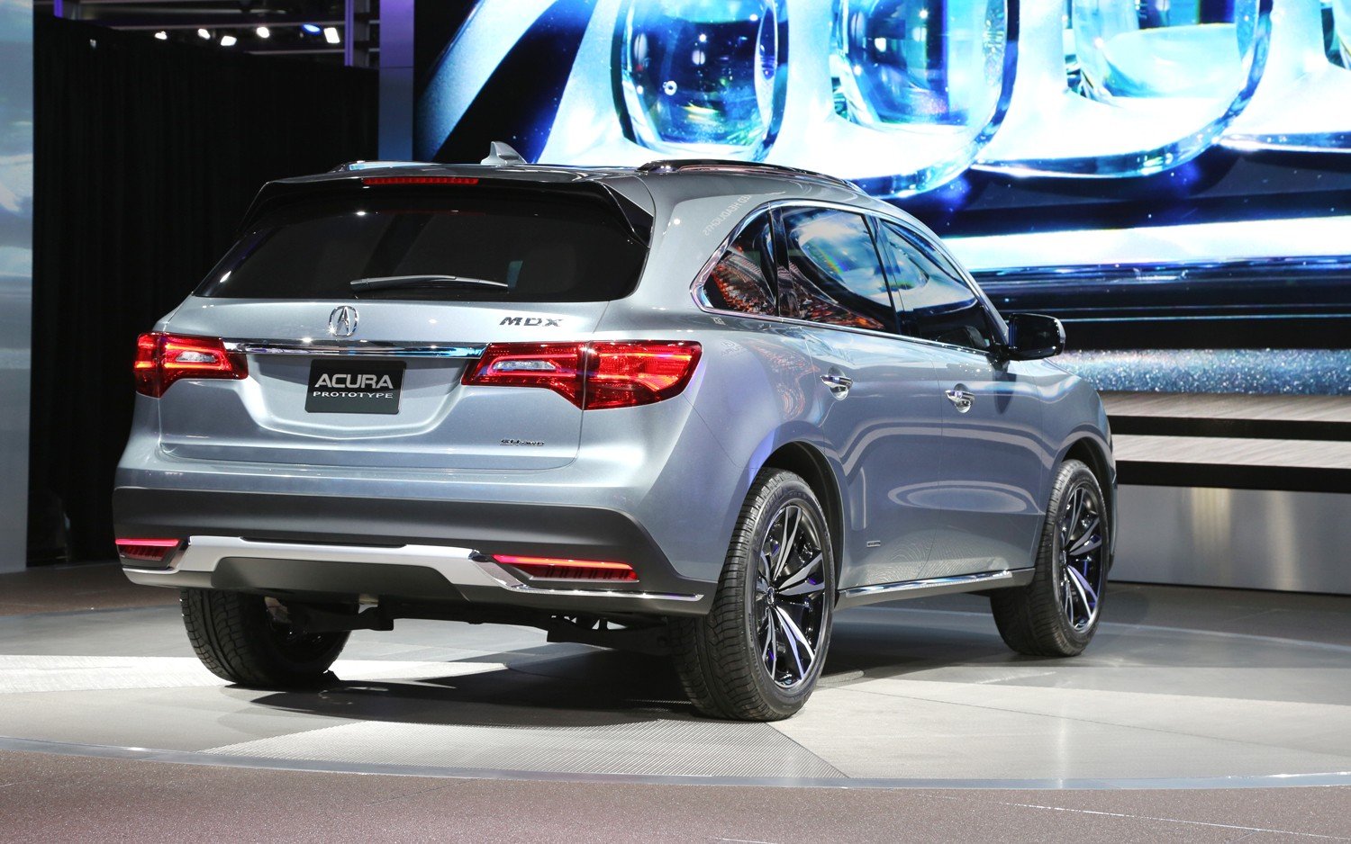 Acura MDX 2017 1.jpg