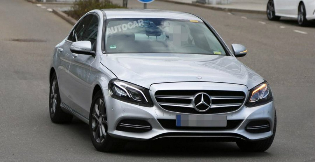 Mercedes-Benz C-Class 2017 заснят без камуфляжа (1).jpg