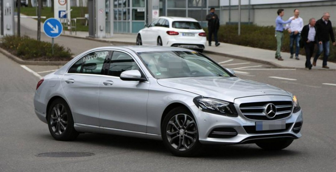Mercedes-Benz C-Class 2017 заснят без камуфляжа (3).jpg