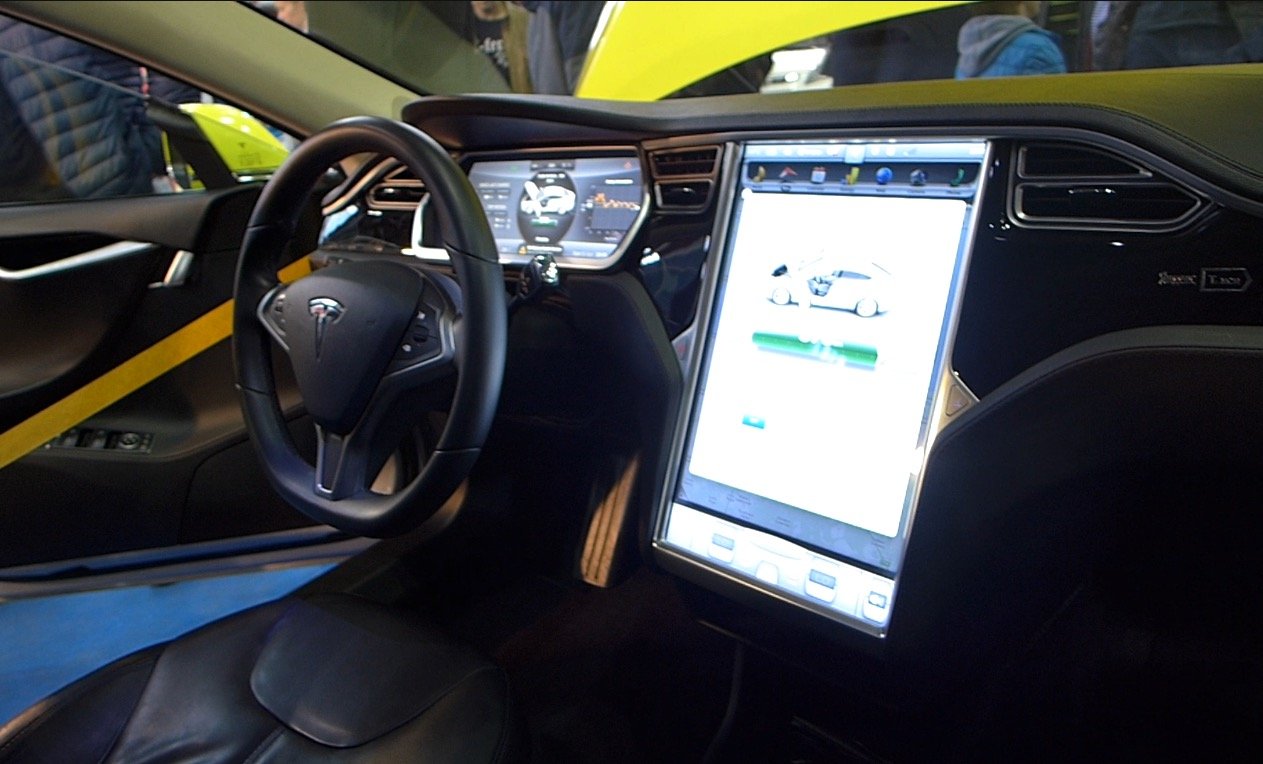 Яндекс Такси в форм-факторе электромобиля Tesla Model S Tesla Model S