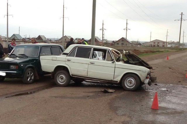 В Оренбургской области в ДТП с "Газелью" семь человек получили травмы В Оренбургской области в ДТП с Газелью семь человек получили травмы (1).jpg