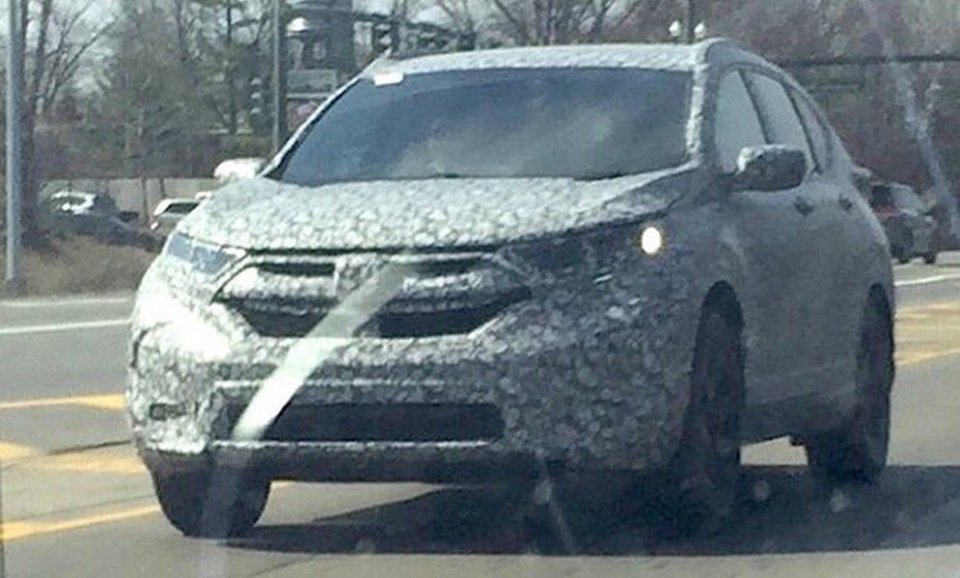 Новое поколение кроссовера Honda CR-V замечено на тестах (1).jpg