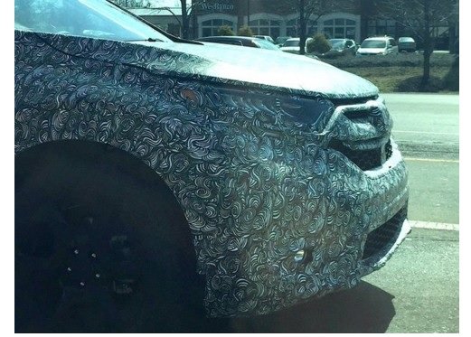 Новое поколение кроссовера Honda CR-V замечено на тестах (4).jpg