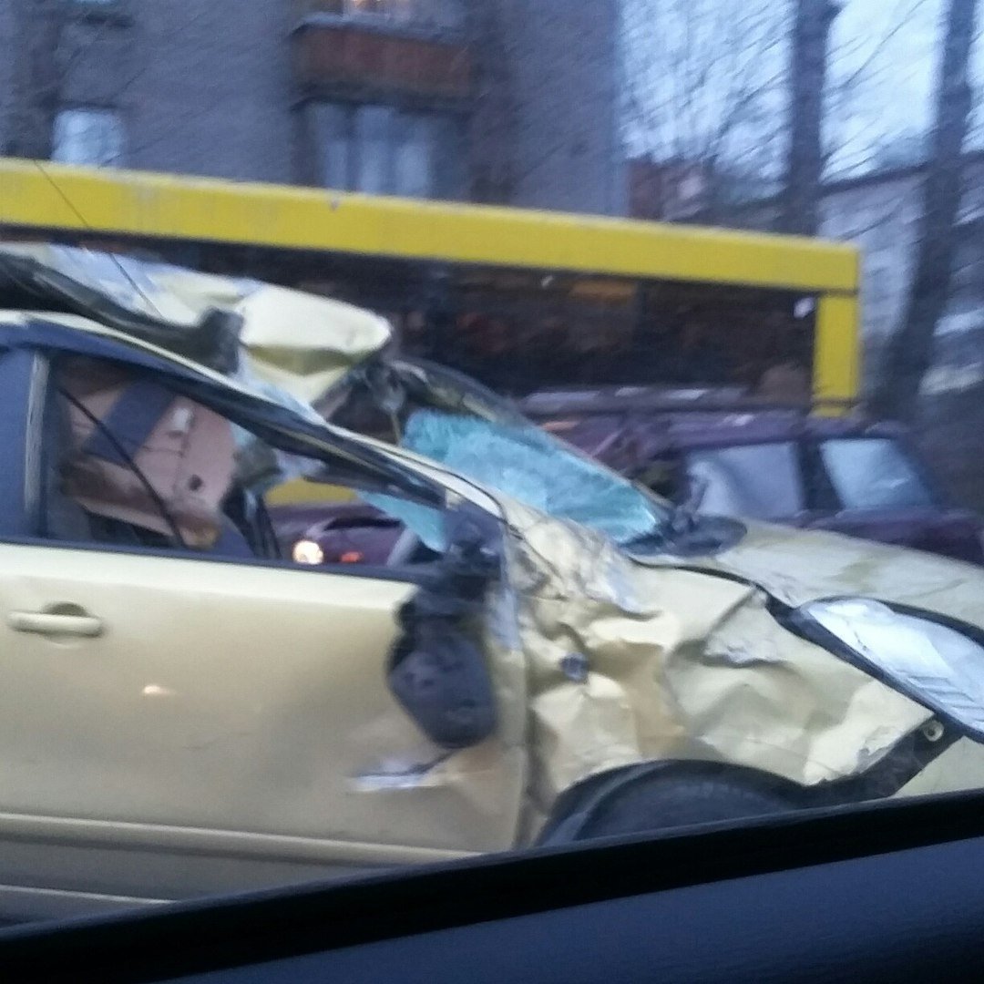 На Новороссийской в ДТП пострадала женщина-водитель (3).jpg