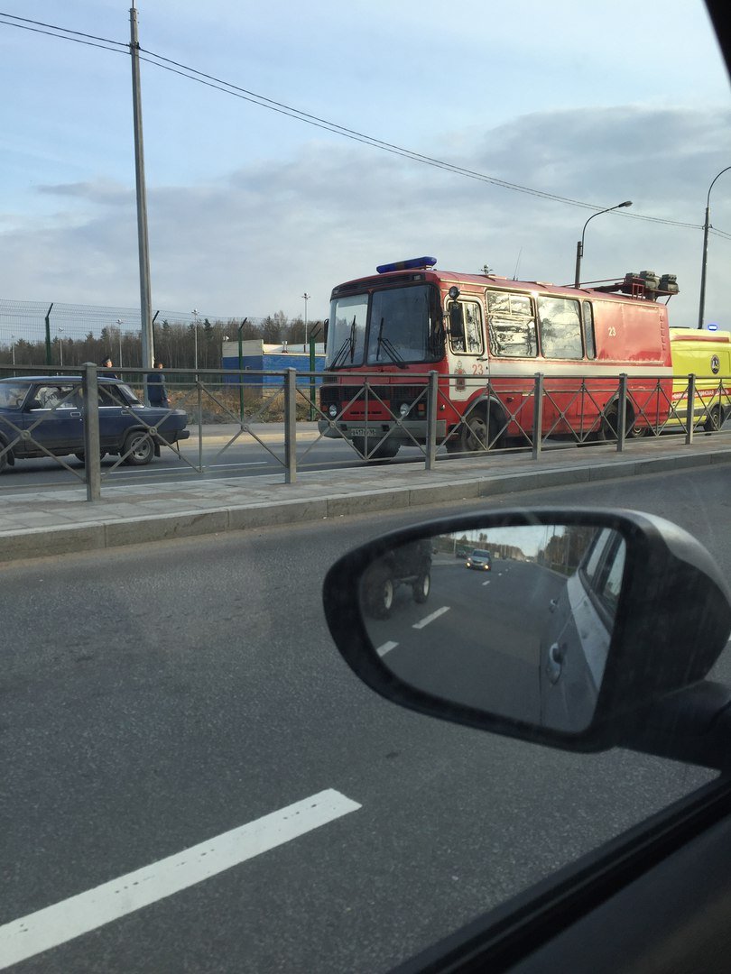 На Парашютной насмерть разбился мотоциклист с пассажиром (3).jpg