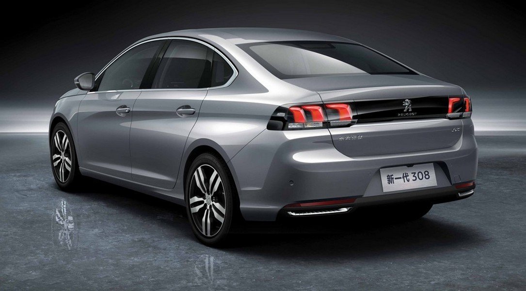 В Пекине представили седан Peugeot 308 (2).jpg