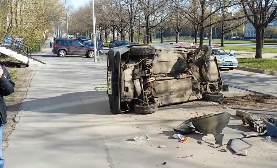 ДТП на проспекте Космонавтов