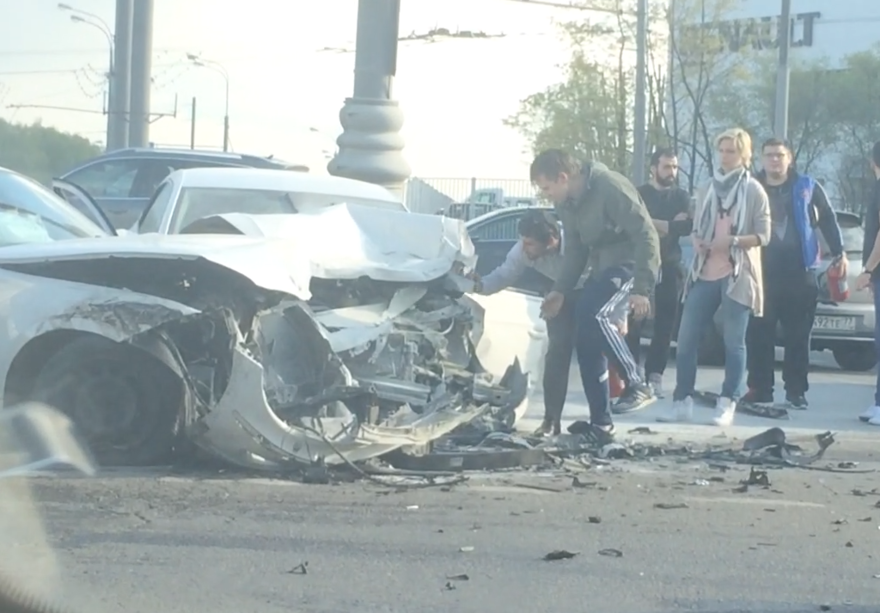 В массовой аварии в Москве пострадали три человека (1).png