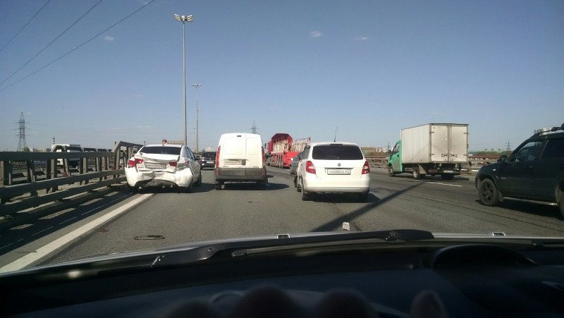 В ДТП у Вантового моста пострадали беременная женщина и ребенок (1).jpg