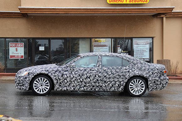Новый Lexus LS появится в 2017 году (4).jpg
