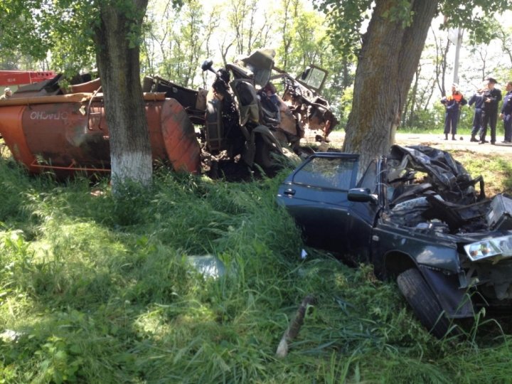 В ДТП в Егорлыкском районе погибли три человека (4).jpg