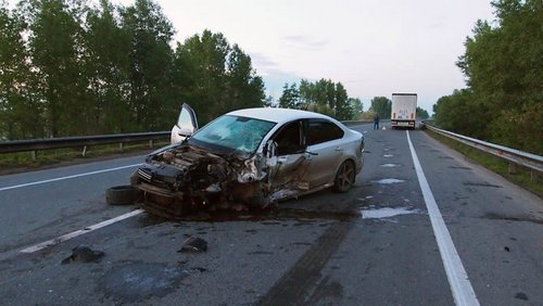 Под Самарой столкнулись «Ока» и Volkswagen двое погибли (4).jpg