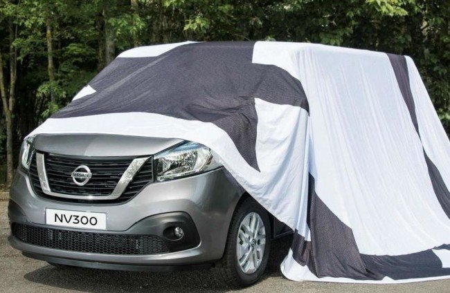 Nissan показали тизер нового микроавтобуса NV300 (2).jpg