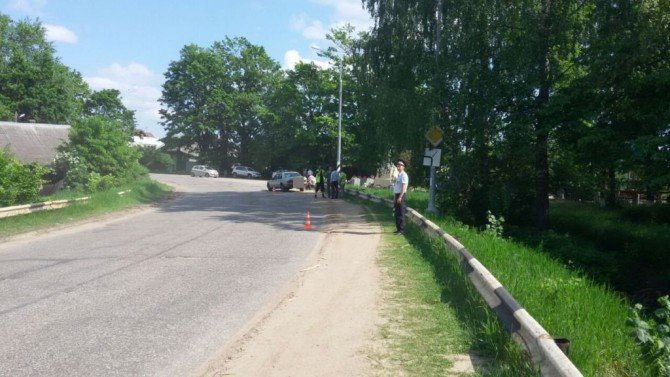 Под Тверью пьяный водитель сбил женщину с коляской ребенок погиб (1).jpg