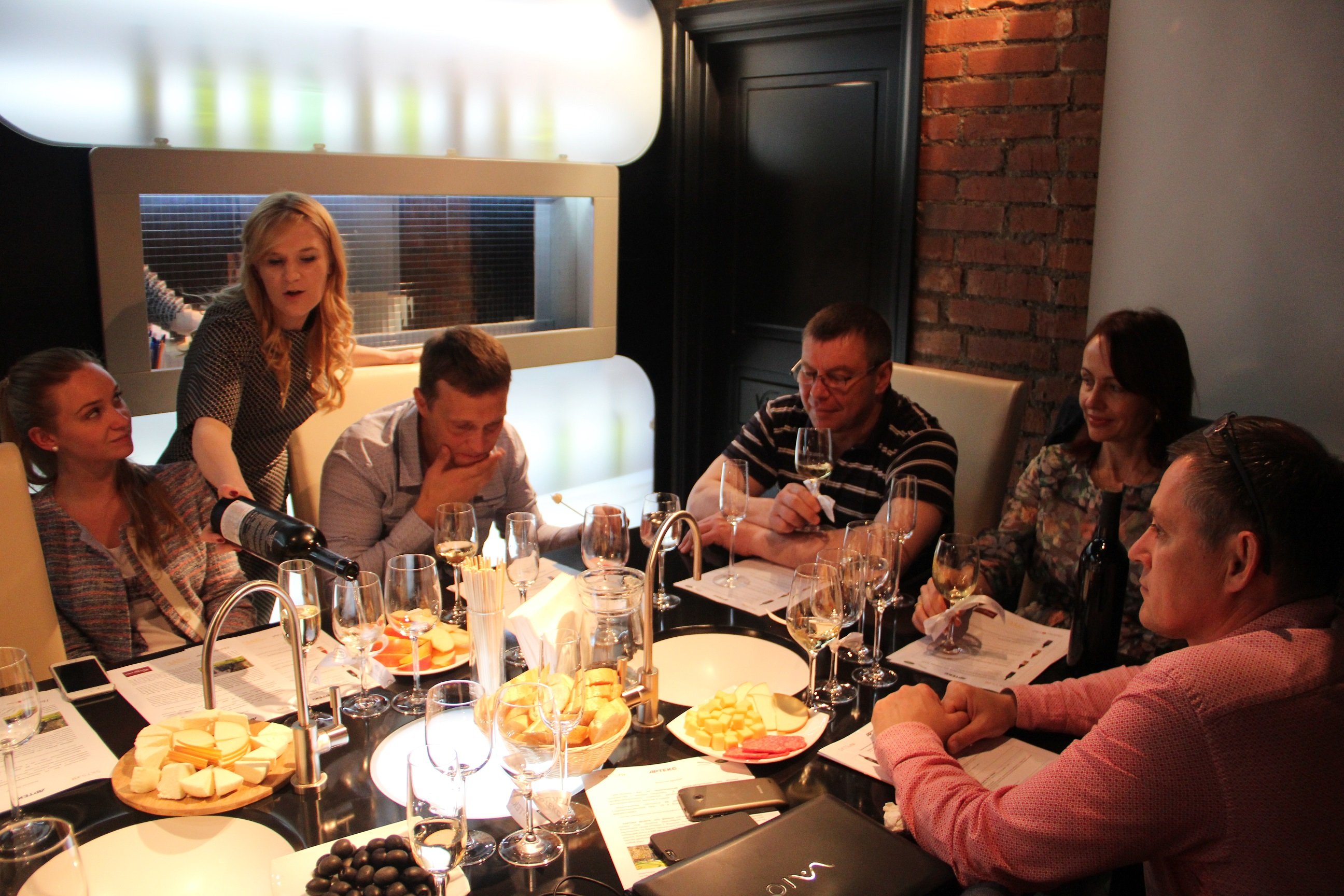 Post_release_ARTEKS_Vinissimo_event_Sicily_3.JPG
