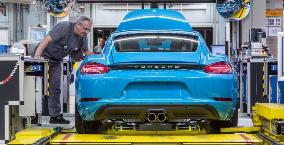 В Германии началось серийное производство нового Porsche 718 Cayman (3).jpg