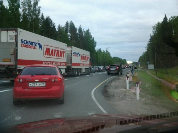 В Карелии на трассе произошло массовое ДТП с пострадавшими (1).jpg