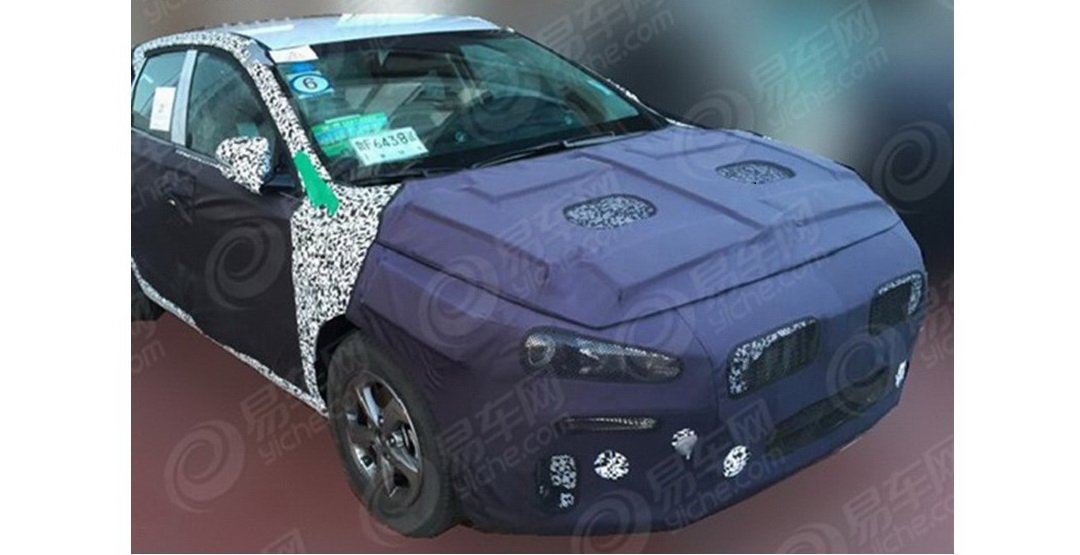 Новое поколение Hyundai Elantra вышло на тесты Новое поколение Hyundai Elantra вышло на тесты (2).jpg