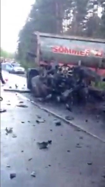 В ДТП с двумя фурами на Приозерском шоссе погиб водитель (3).jpg