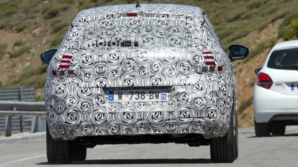 Новое поколение Citroen C3 проходит тесты Новое поколение Citroen C3 проходит тесты (4).jpg