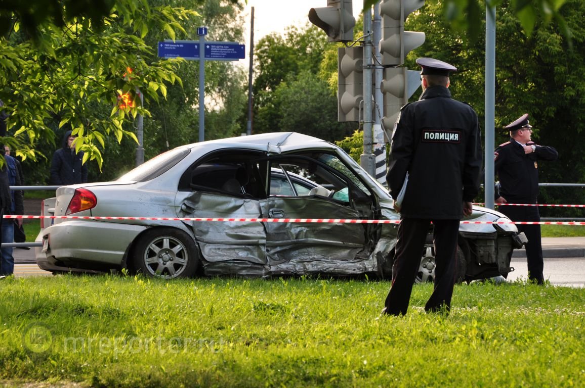 12 июня в Москве в результате ДТП погибла пассажирка Kia Spectra
