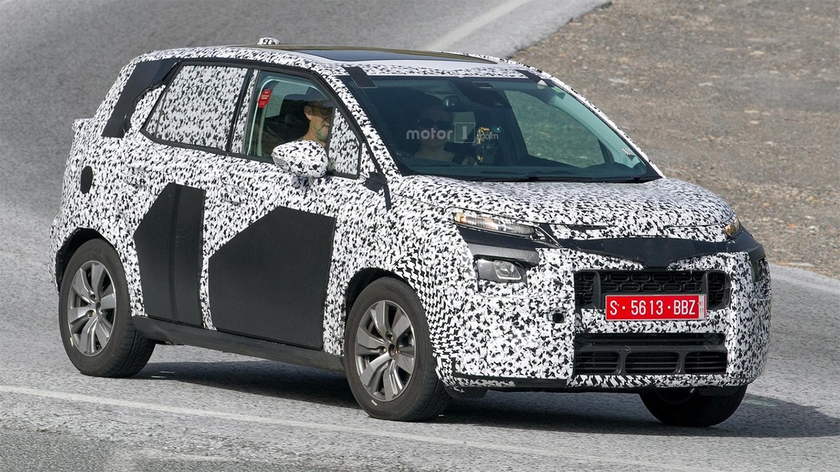 Новый Citroen C3 Picasso был замечен на тестах Новый Citroen C3 Picasso был замечен на тестах (2).jpg