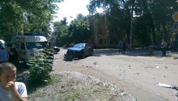 Семь человек пострадали в ДТП с маршруткой в Ульяновске (5).jpg
