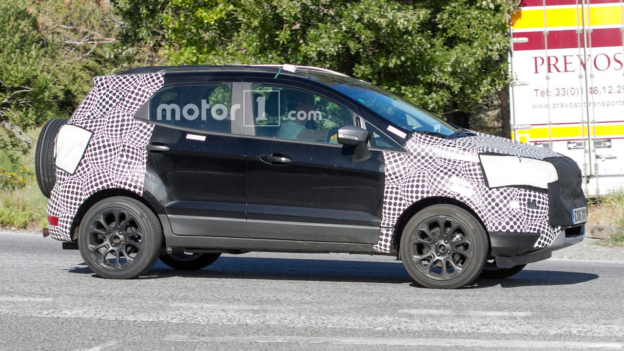 Обновленный Ford EcoSport был заснят на тестах (2).jpg