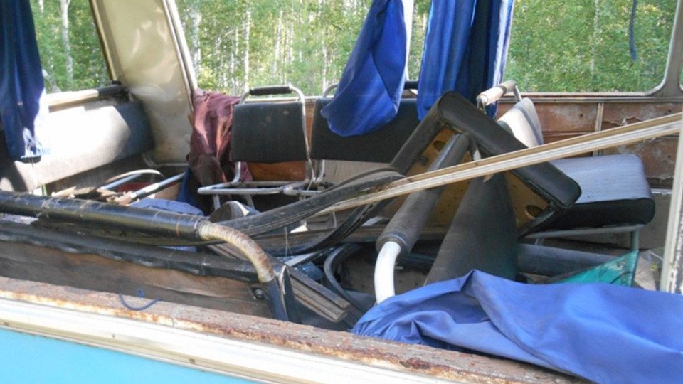 Пьяный водитель опрокинул автобус с пассажирами в Красноярском крае Пьяный водитель опрокинул автобус с пассажирами в Красноярском крае (1).jpg
