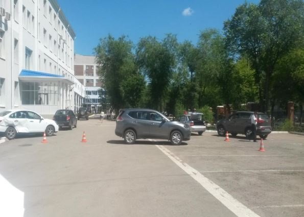 В Новокуйбышевске медсестра без прав сбила насмерть коллегу на парковке (2).jpg
