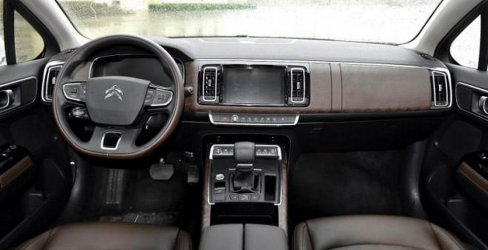 Седан Citroen C6 готов к выходу на рынок Китая (2).jpg