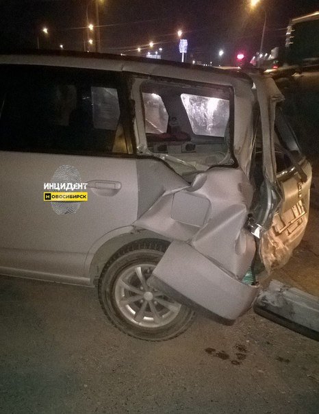 В Новосибирске в ДТП погибла пассажирка мотоцикла (3).jpg